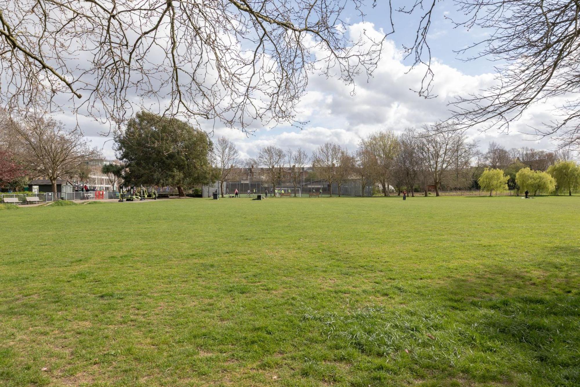 Bright & Stylish Near Islington & Camden Appartement